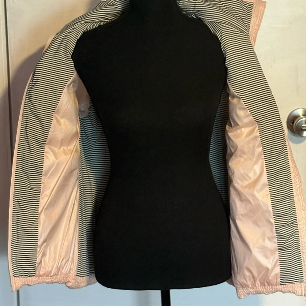 Calvin Klein Light Pink Puffer Vest - Picture 6 of 9
